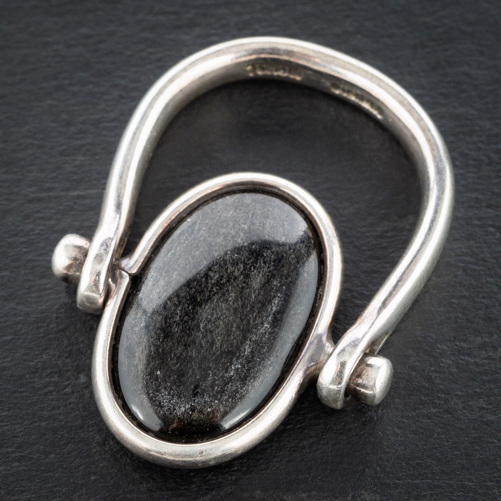 Vivianna Torun Bülow-Hübe, an oval, mother-of pearl and labradorite reversible ring,