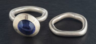 Emily Thatcher Contemporary Jewellery, two modernist silver rings:,