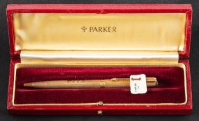 A Parker 9ct gold 'Fine Barley' pattern pen set: comprising Parker 61 fountain pen,