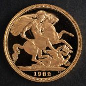 An Elizabeth II proof gold sovereign coin, 1982,: diameter ca. 22mms, total weight ca. 7.