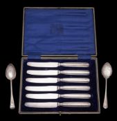 A set of six George V silver handled butter knives, maker Allen & Darwin, Sheffield,