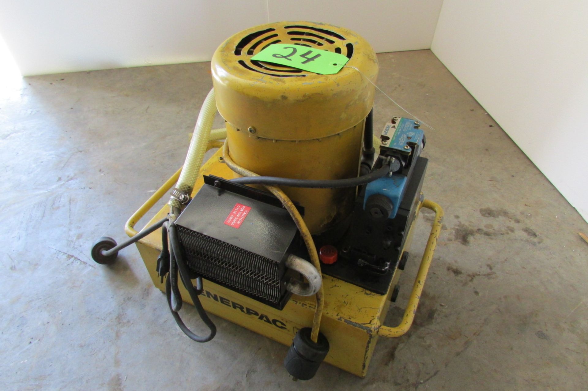 Enerpac Hydraulic Pump Model C1821 w/reservoir