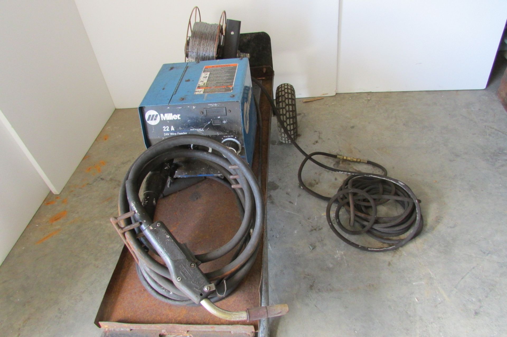 Miller 22A Wire Feeder welder - Image 3 of 4