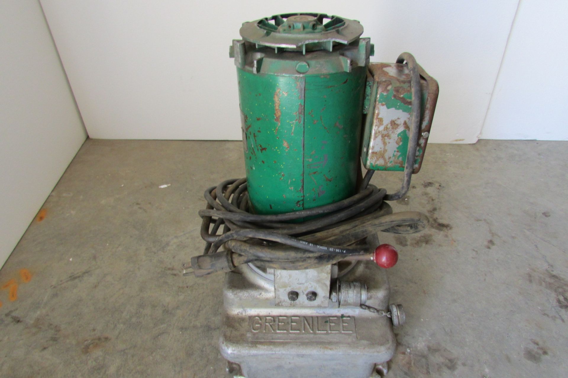 Greenlee Cat No 960-SA PS Hydraulic Power Pump - Image 4 of 4