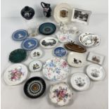 A quantity of assorted small ceramic pin dishes and ornaments. To include: Wedgwood, Shelley,