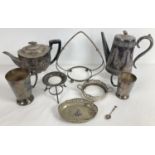 A small quantity of assorted vintage silver plated items to include Gaskell & Chambers Ltd 'Dalex' ½