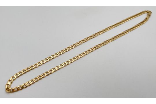 A 20 inch silver gilt heavy curb chain necklace with lobster style clasp. Silver marks to clasp - Image 2 of 2