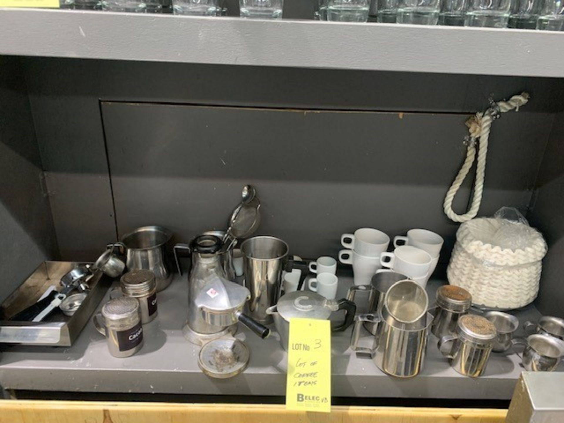 Lot d'items de café