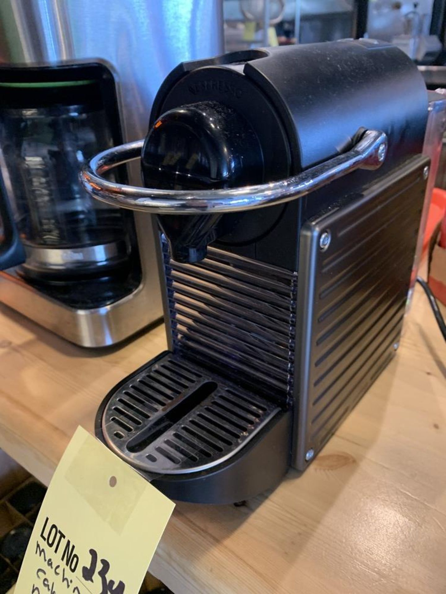 Machine à café NESPRESSO