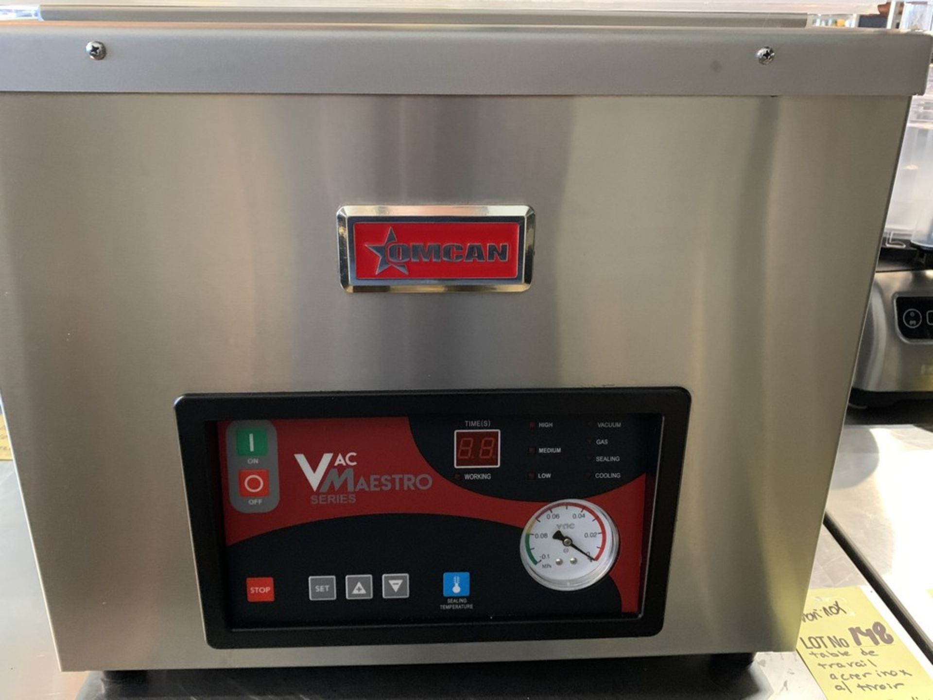 Machine emballeuse sous vide OMCAN VAC # MAESTRO eries # VPCN - 1066 - Image 2 of 4
