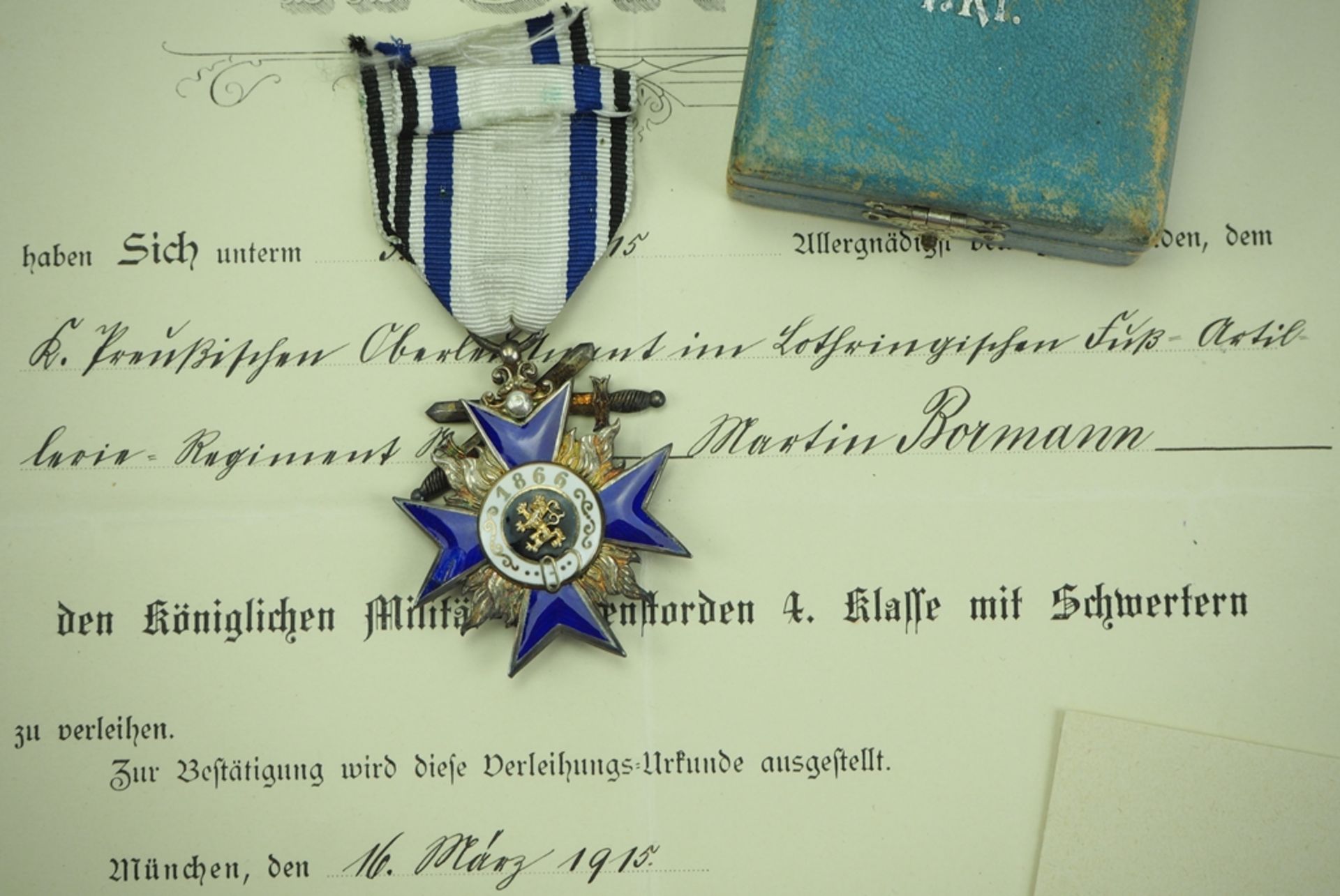 Bayern: Militär-Verdienst-Orden, 4. Klasse mit Schwertern, im Etui und Urkunde für einen Armee-Beob - Bild 2 aus 3