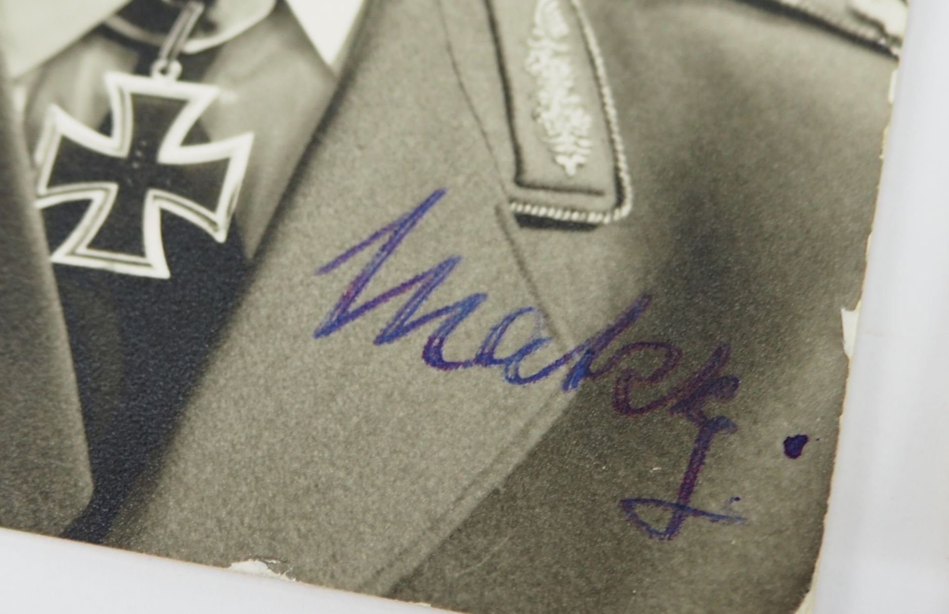 Wehrmacht: Ritterkreuzträger Autographen. - Bild 3 aus 3