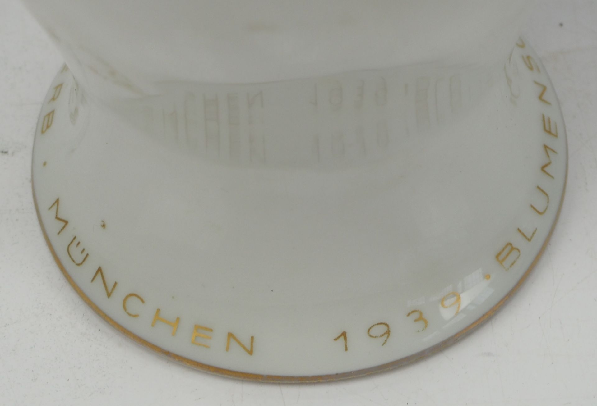 Rosenthal: Vase auf den Blumenschmuck Wettbewerb 1939 in München. - Bild 3 aus 5