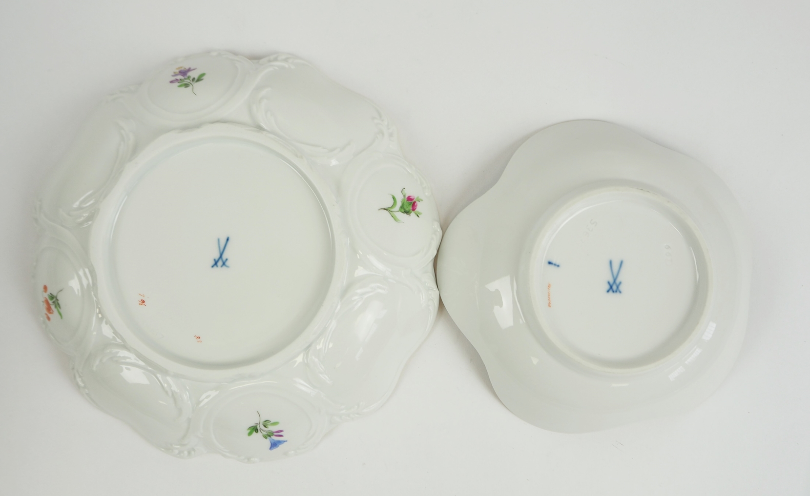 Meissen: 2 Schalen. - Image 2 of 2