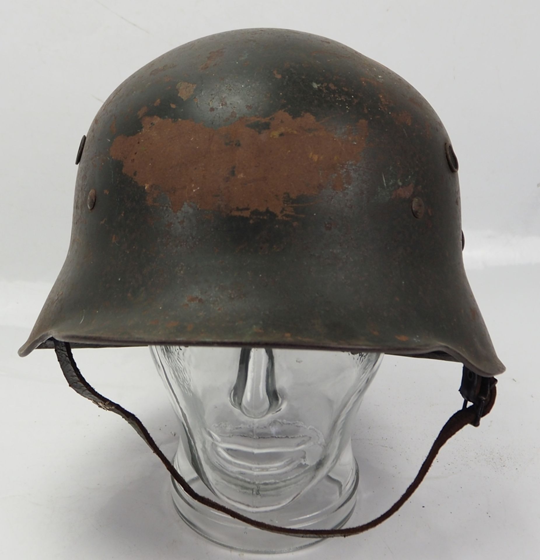 Reichswehr: Stahlhelm M24. - Bild 2 aus 5