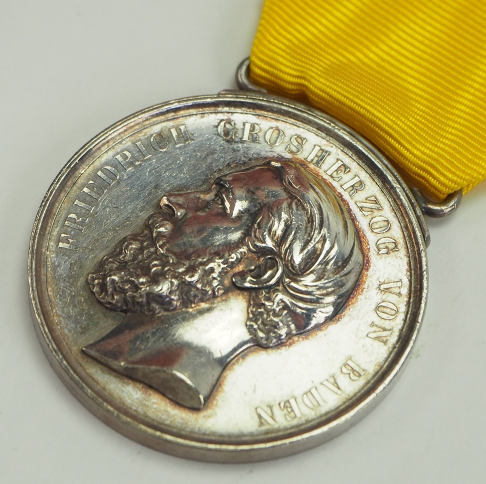 Baden: Silberne Zivilverdienstmedaille, Friedrich. - Image 2 of 3