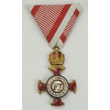 Österreich: Franz Joseph Orden, Goldenes Verdienstkreuz, mit Krone.