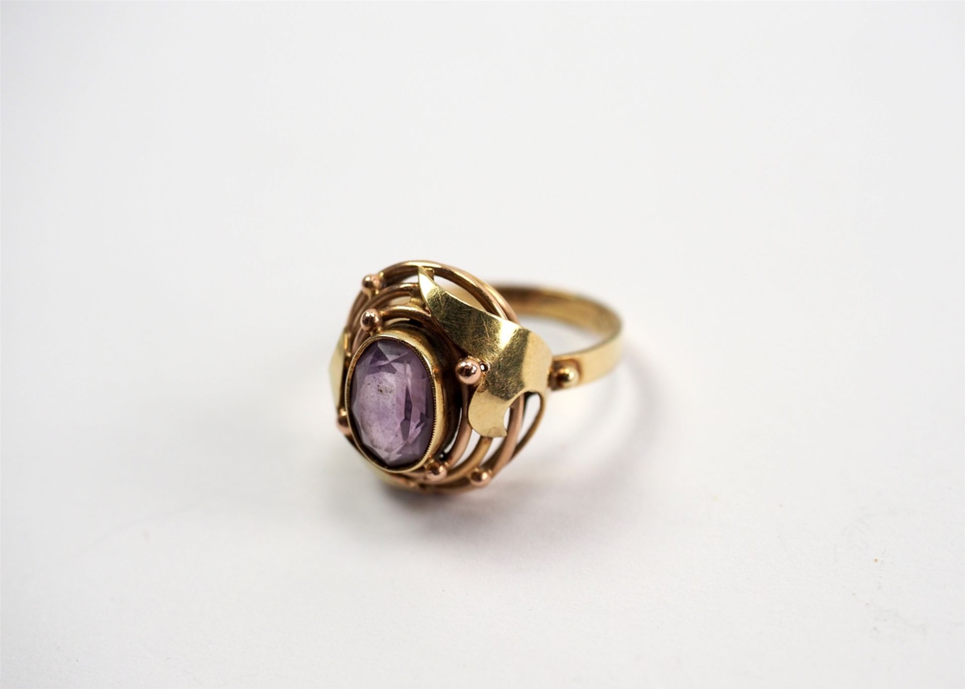 Art déco Ring mit Amethyst GOLD.