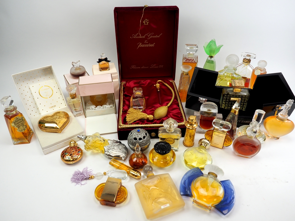 Konv. Parfumflakons: Annick Goutal Baccarat ua.