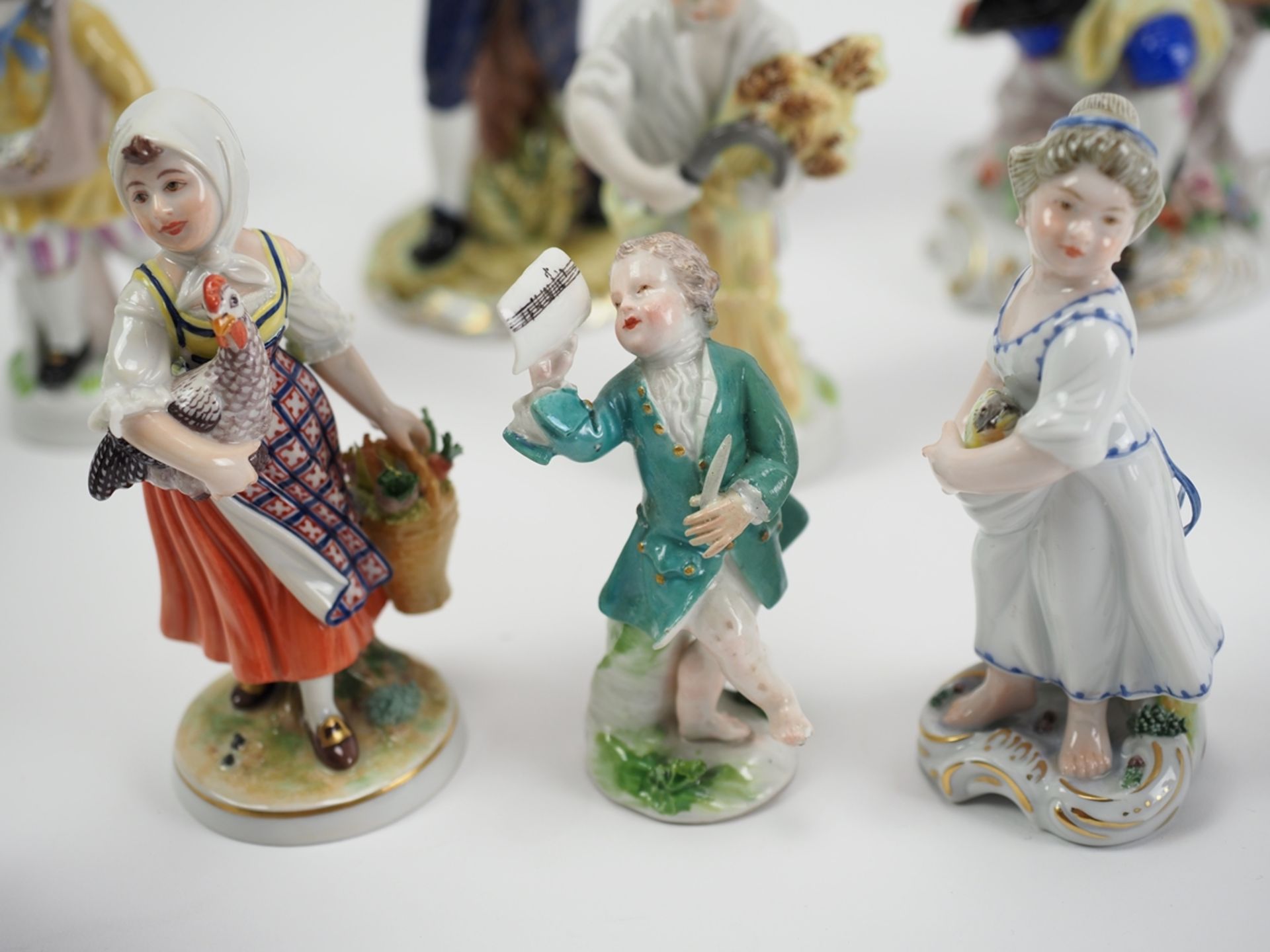 13 Porzellanfiguren: u.a. Ludwigsburger Porzellan.  - Bild 5 aus 8