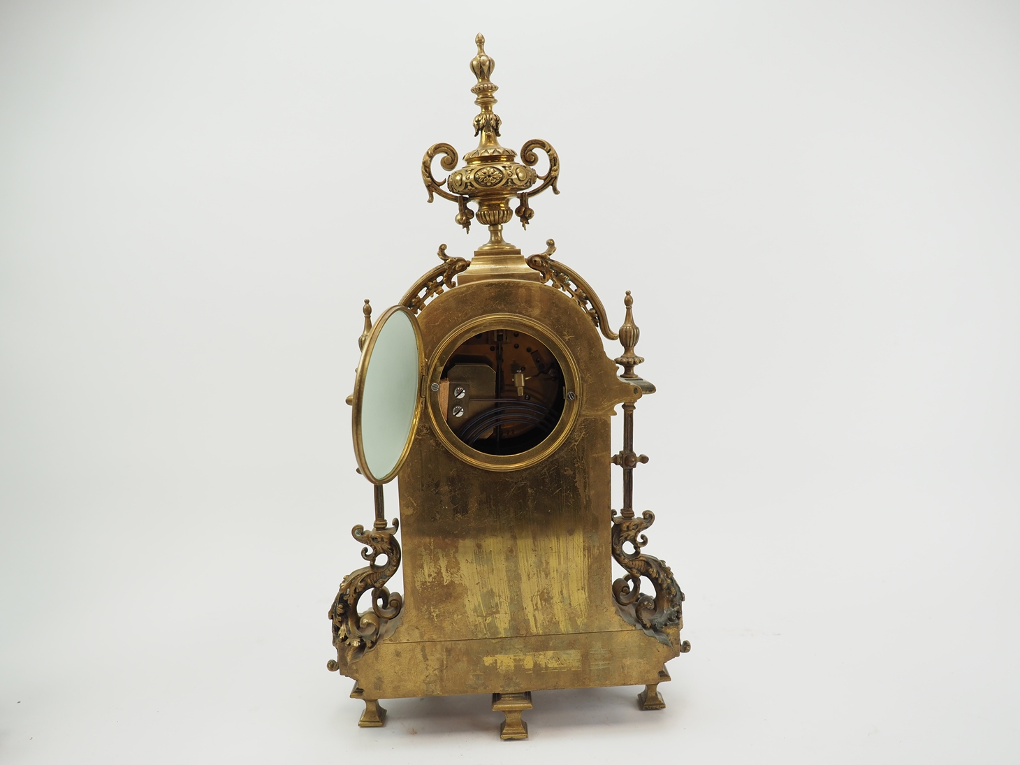 Französische Pendule mit Leuchtern. - Image 3 of 5