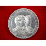 Sachsen: Medaille auf das 50jährige Ehejubiläum Johann und Amalie 1872.