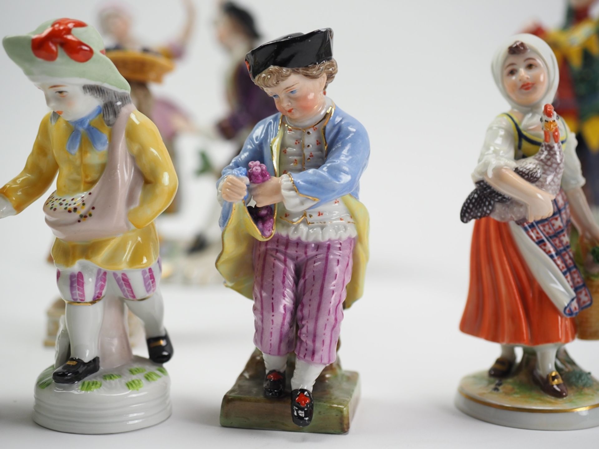 13 Porzellanfiguren: u.a. Ludwigsburger Porzellan.  - Bild 7 aus 8