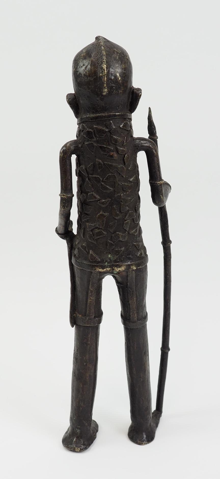 Benin: Bronzefigur Krieger. - Image 3 of 5