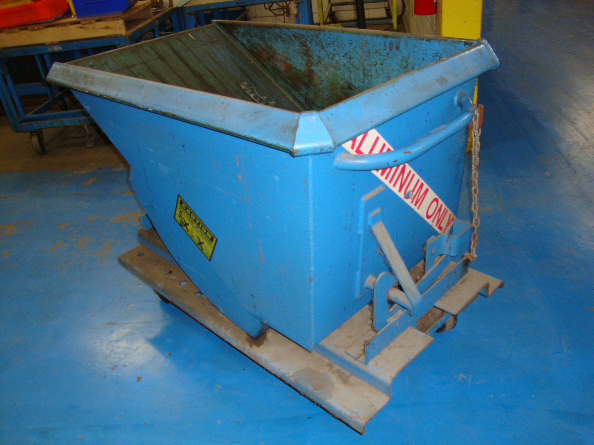 Jesco Dump Hopper, Model # 211305, 1/3 yd., 4000 lb. capacity - Image 2 of 3