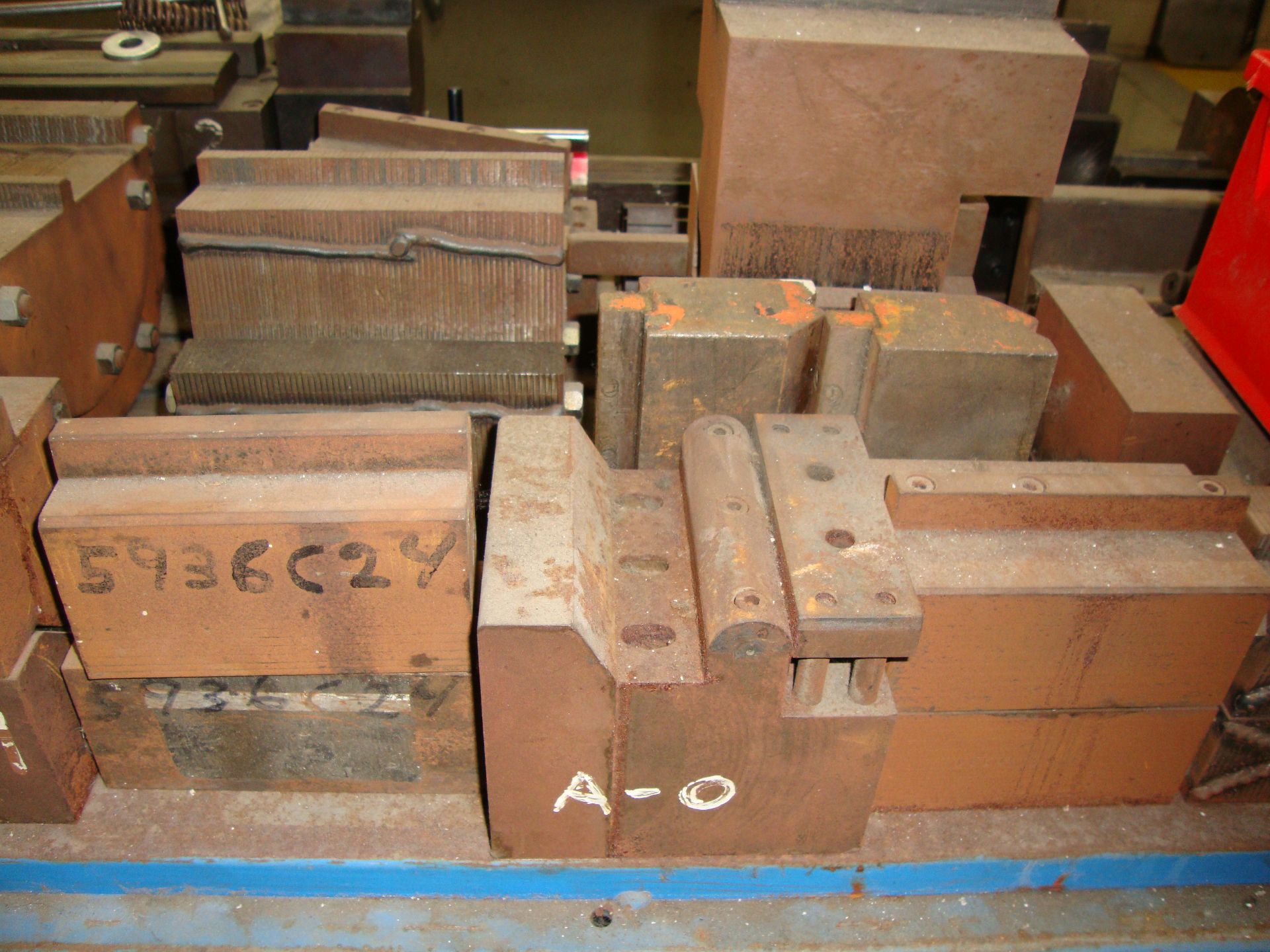 Large Lot of approx. 145 Assorted Press Brake Dies Note-Cart NOT Included - Image 10 of 28