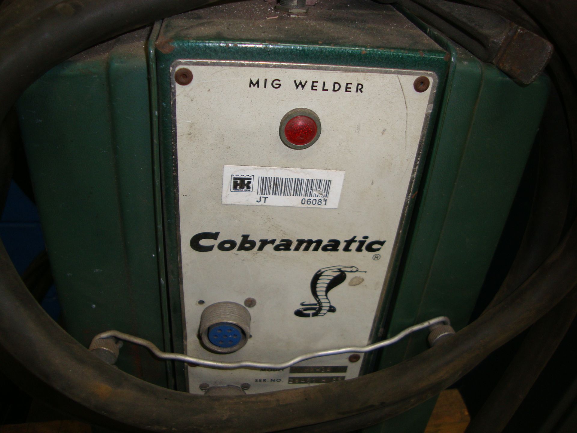 Miller CP-250TS Power Pack w/Cobramatic MK-3A Mig Welder, consigner said working unit right up unti - Image 4 of 5