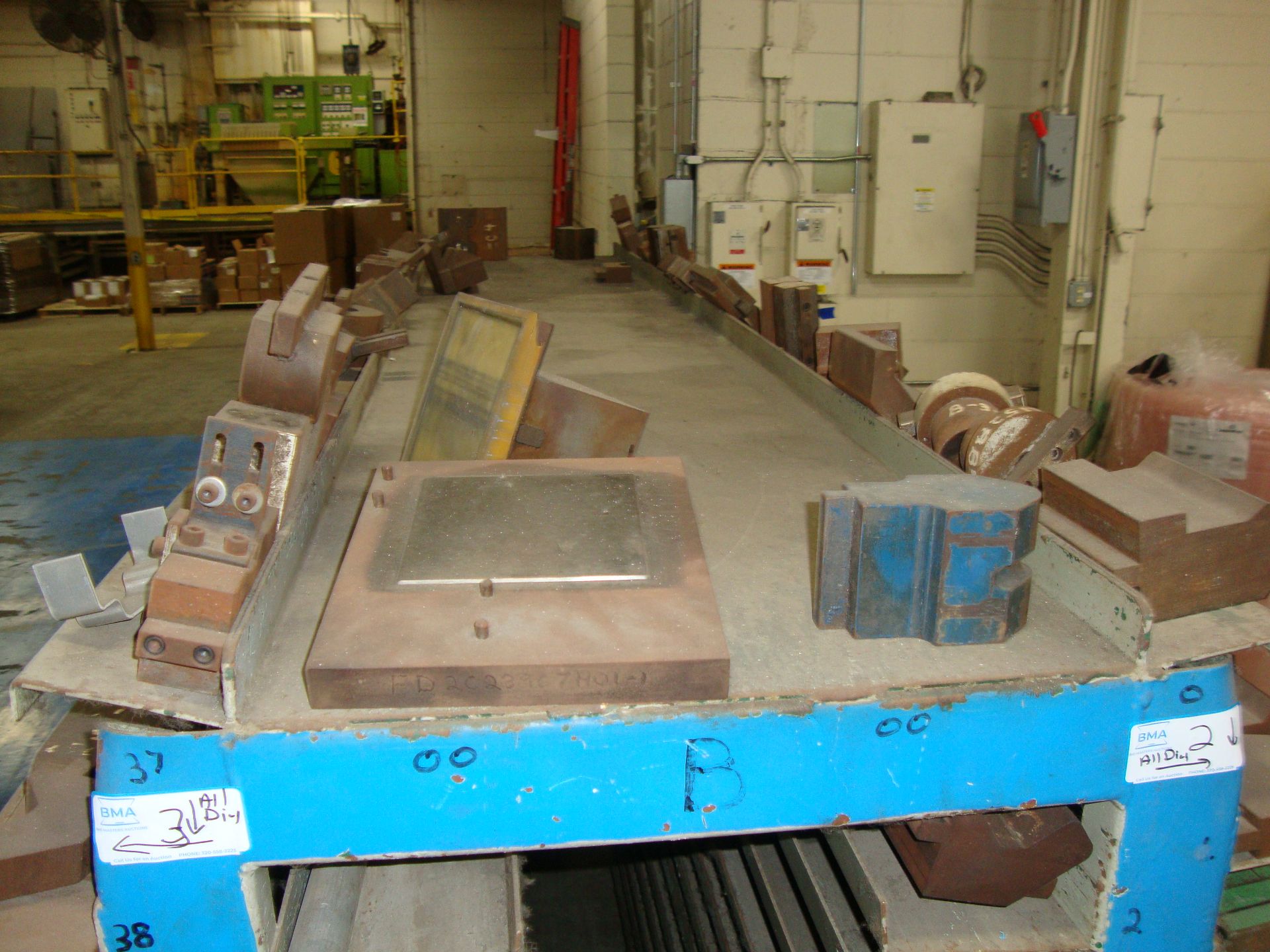 Lot of approx. 77 Assorted Press Brake Dies, up to 60" long Note-Rack NOT Included - Image 12 of 22