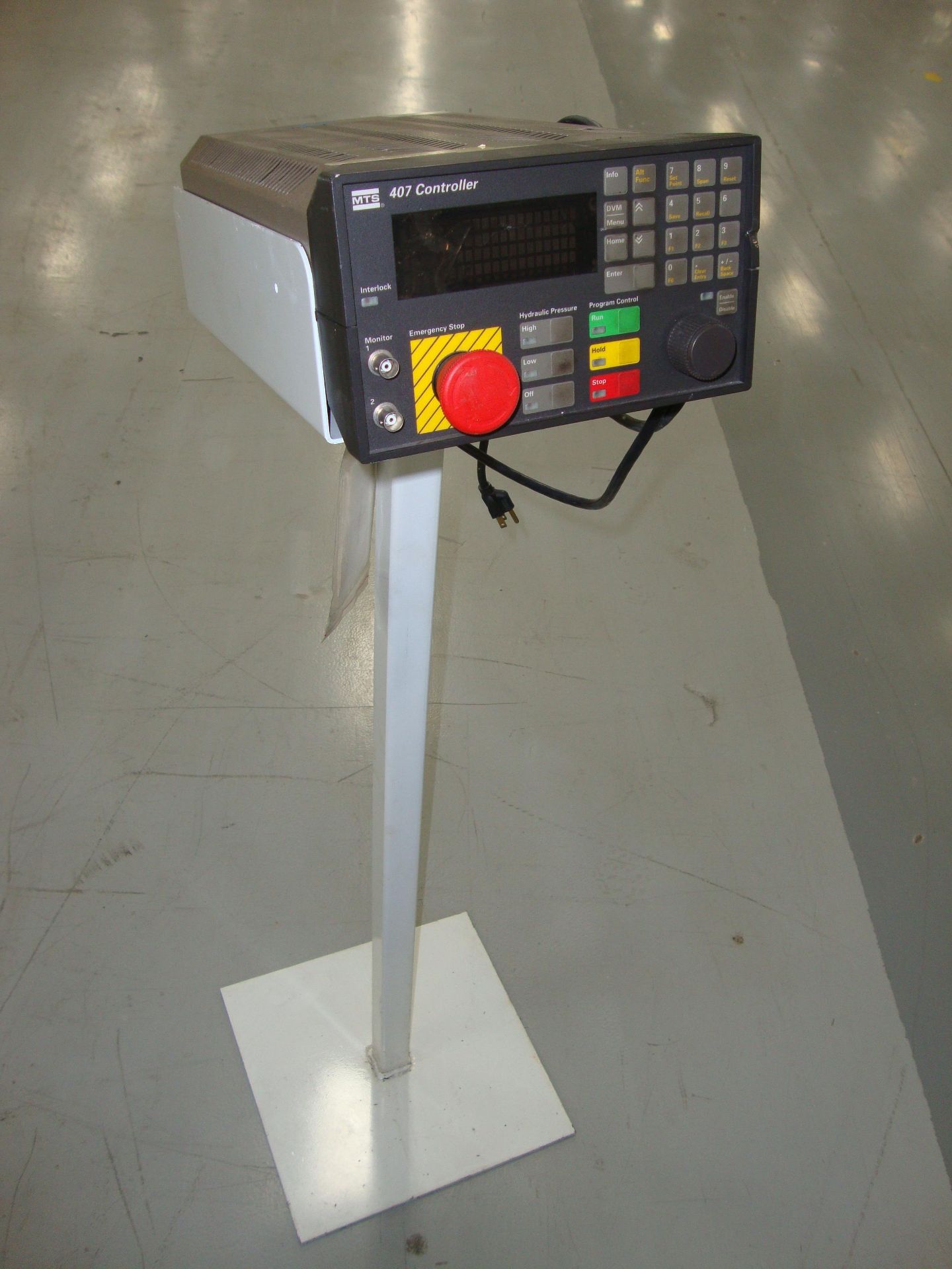 MTS 407 Controller on Stand