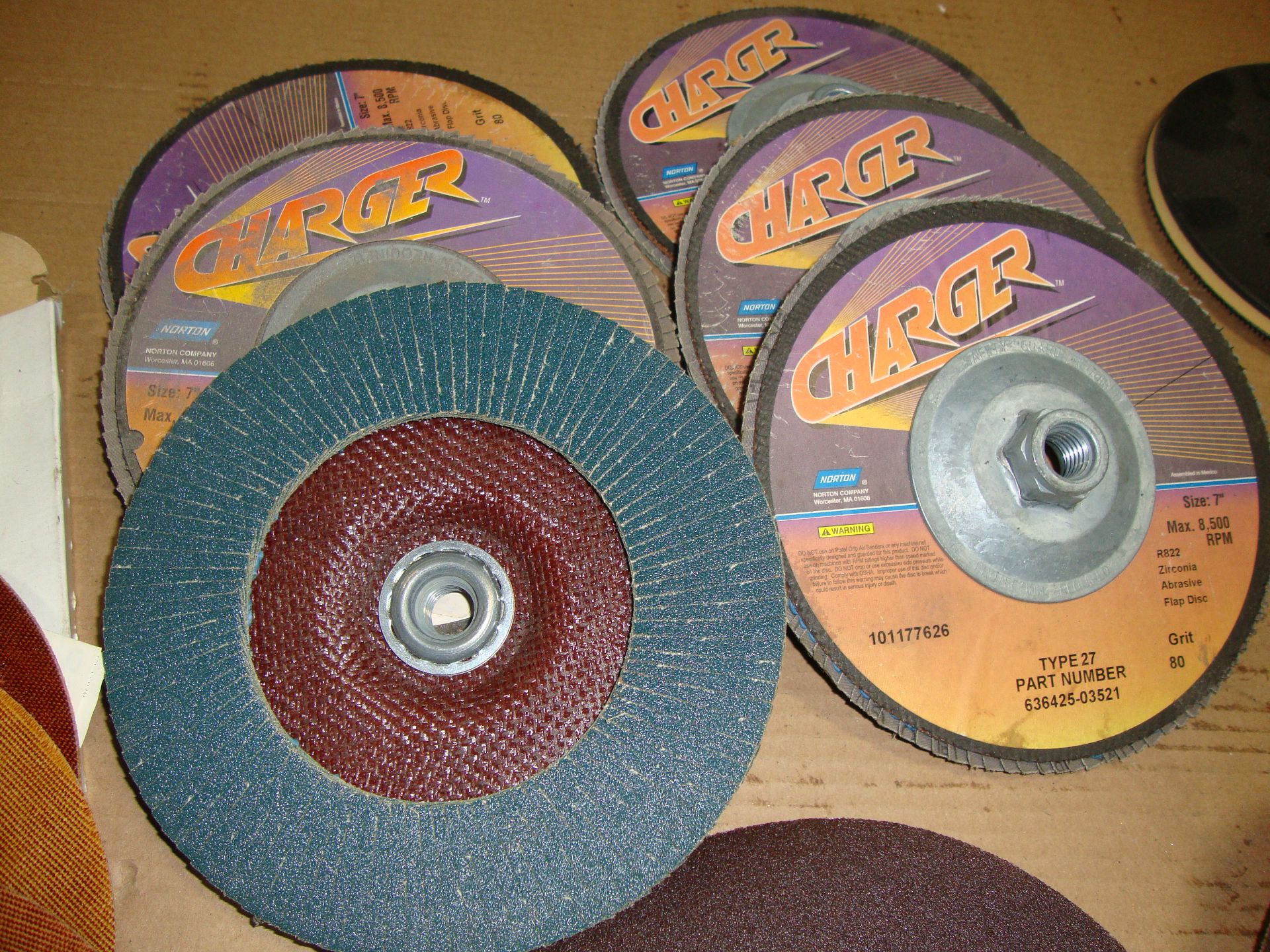 Lot of 6 New Charger 7" 80 Grit Grinding Discs, 8" 100 and 120 Grit Discs, etc.. - Image 2 of 3