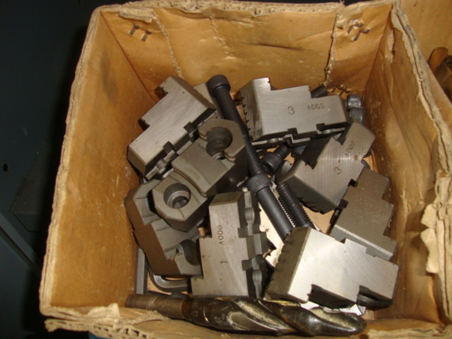 Lot of Tooling Including Drill Bits,Chucks, Mandrels, Stone Sets, as well as Tooling used with a Sum - Image 25 of 32