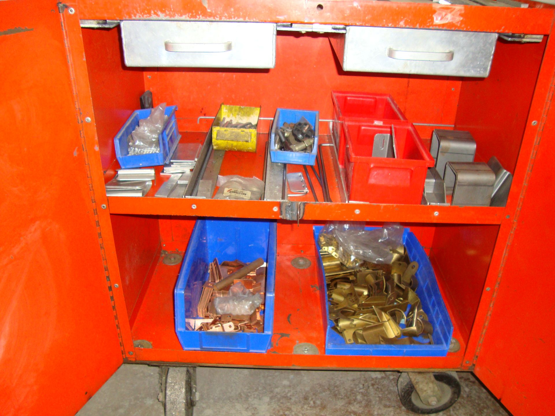 Rolling Toolbox with assorted items - Image 3 of 7