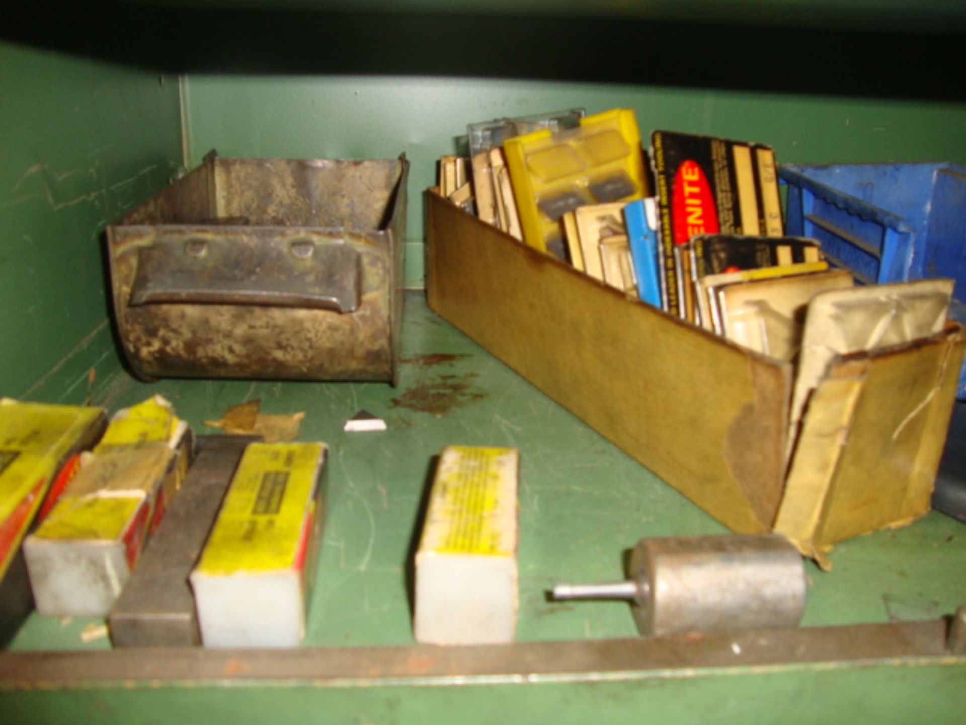 Lot of Tooling Including Drill Bits,Chucks, Mandrels, Stone Sets, as well as Tooling used with a Sum - Image 18 of 32