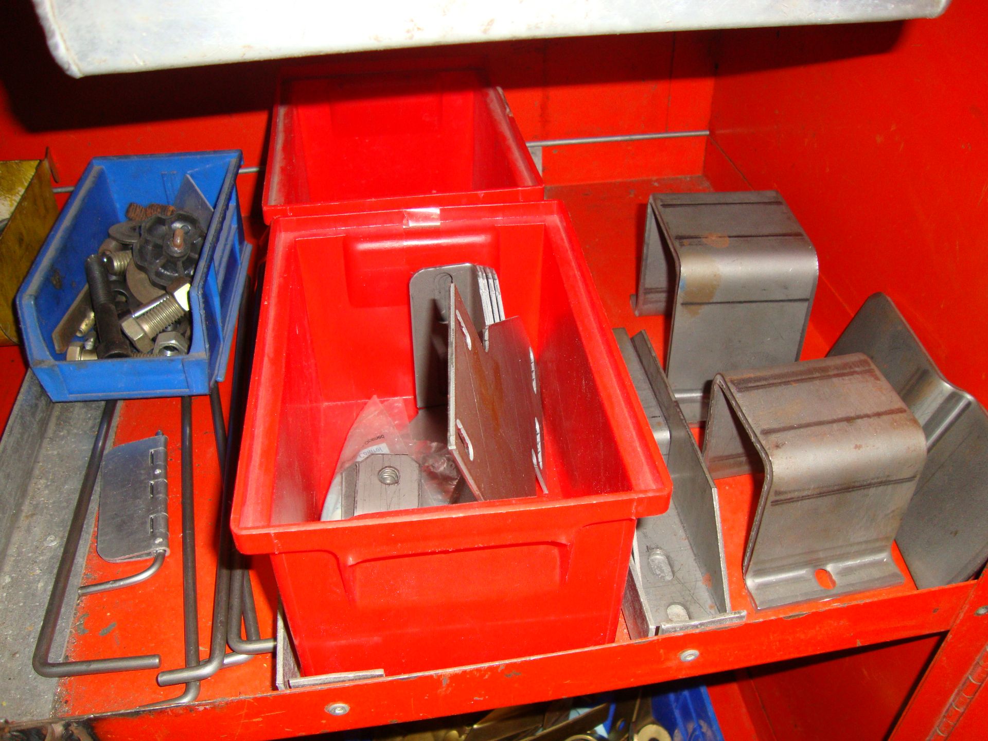 Rolling Toolbox with assorted items - Image 6 of 7