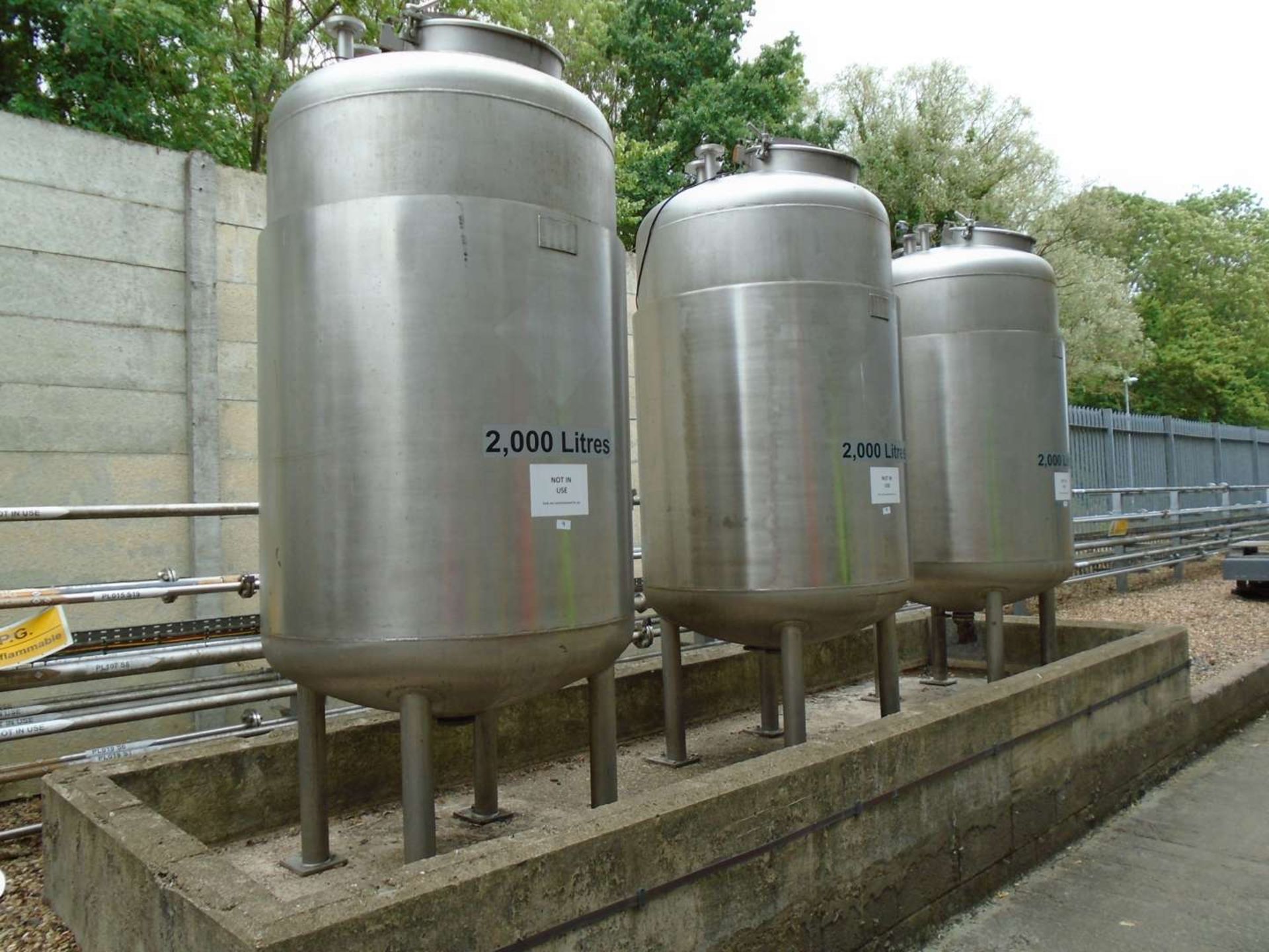 Used Fairfield Dalton (appx 1,900 litre) stainless steel vertical jacketed vessel.