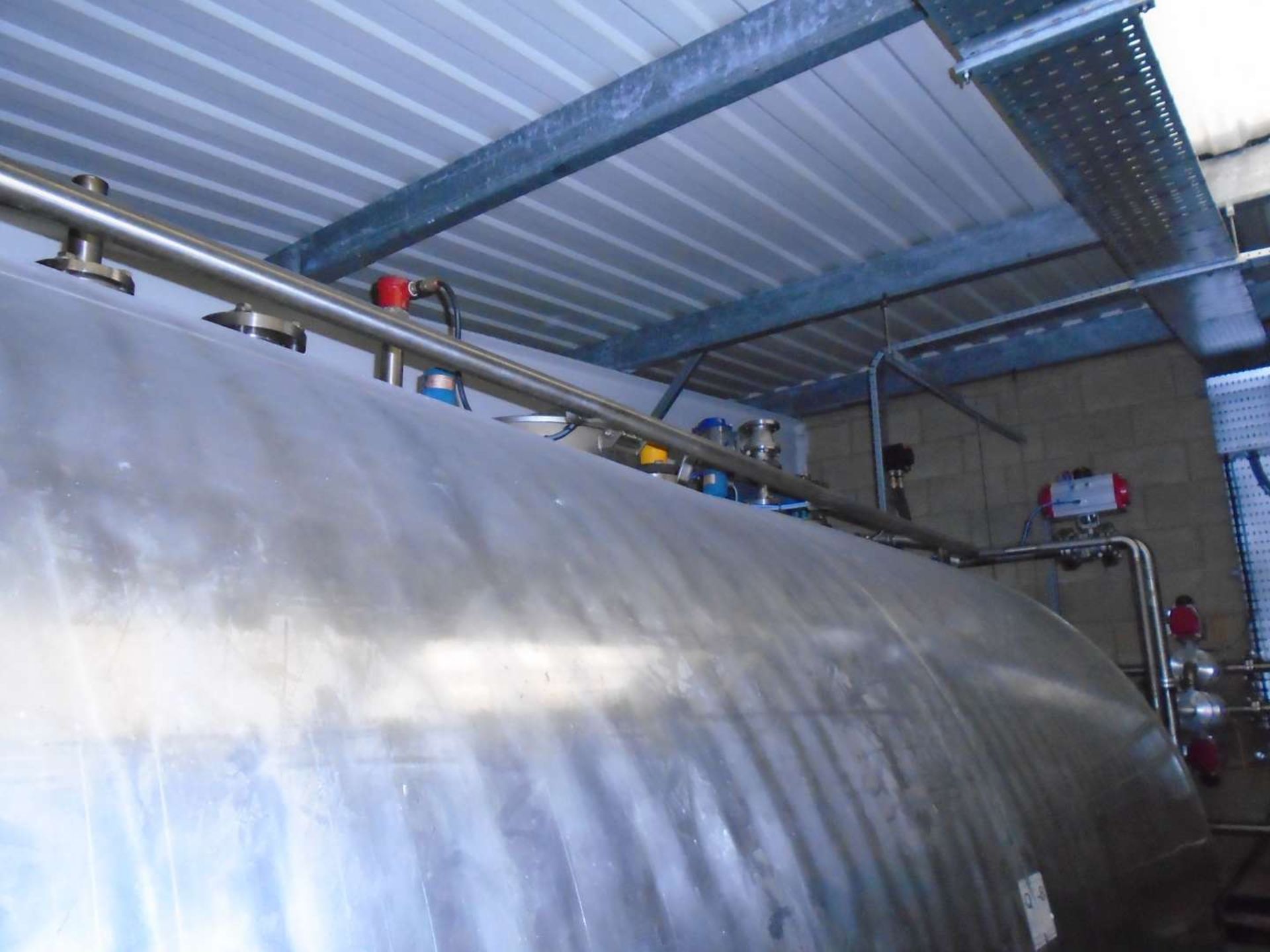 Used Fairfield Hytec (appx 16,000 litre) stainless steel horizontal mixing vessel. - Image 2 of 3