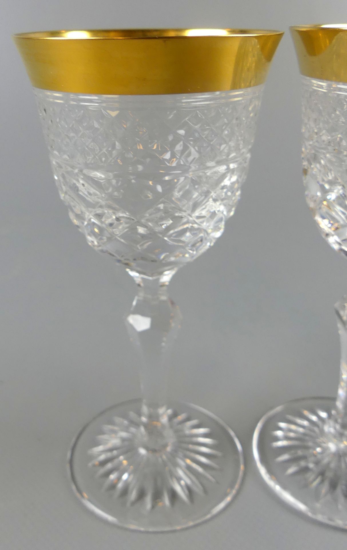 15 kleine Weingläser, Kristall, Goldrand, H. 14 cm - Bild 2 aus 2