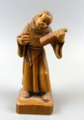 Holzfigur, geschnitzt, Weinprüfender Mönch, auf Sockel, Gesamth. 8 cm