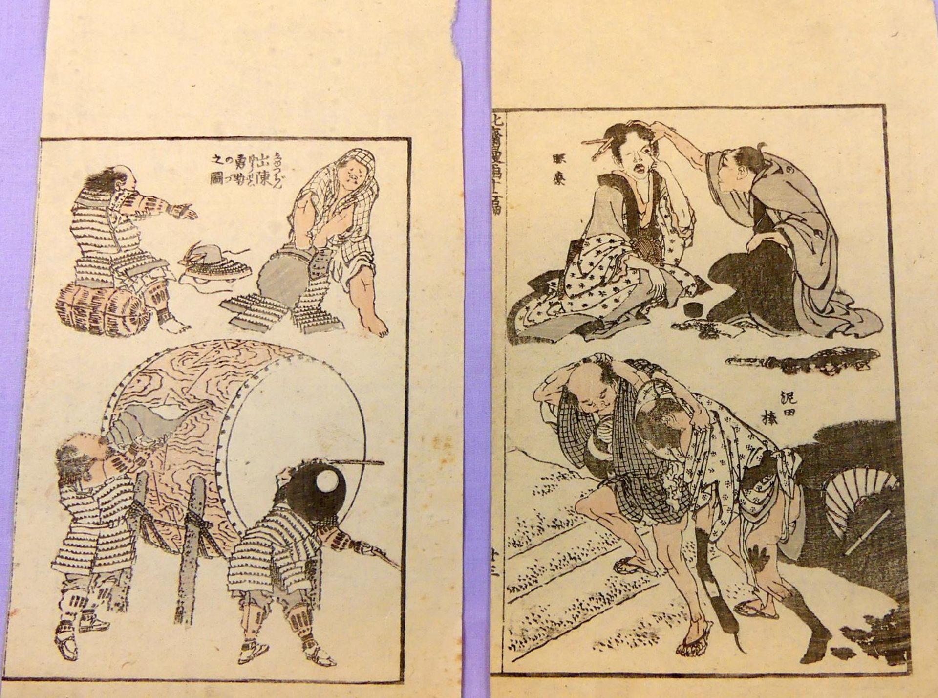 2 japanische Grafiken auf feinem Papier, "Trommler und Personen",