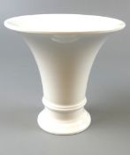 Vase, KPM, Weißporzellan, Tulpenform, H. ca. 14 cm