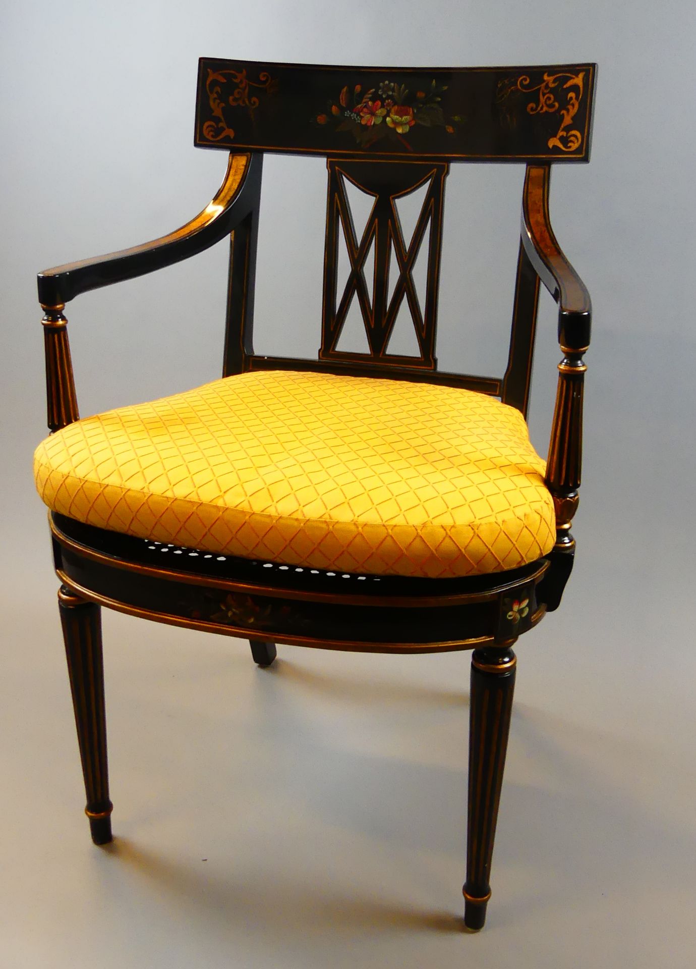 Armlehnstuhl, Blumenbemalung, lackiert, Peddigrohrsitz, Rückenhöhe ca. 89 cm - Image 3 of 5