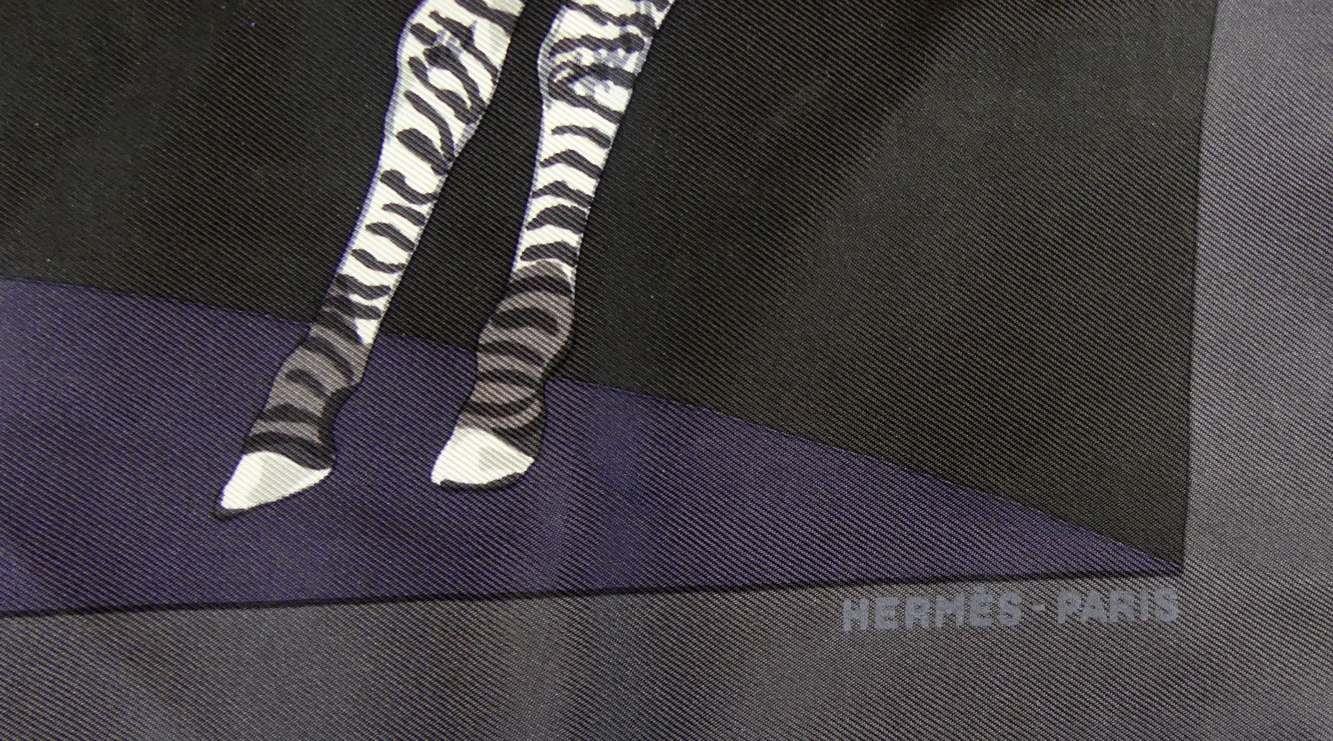 Hermès Seidencarré, Paris, "Die Zebras II", Design by Robert Dallet, - Bild 2 aus 3