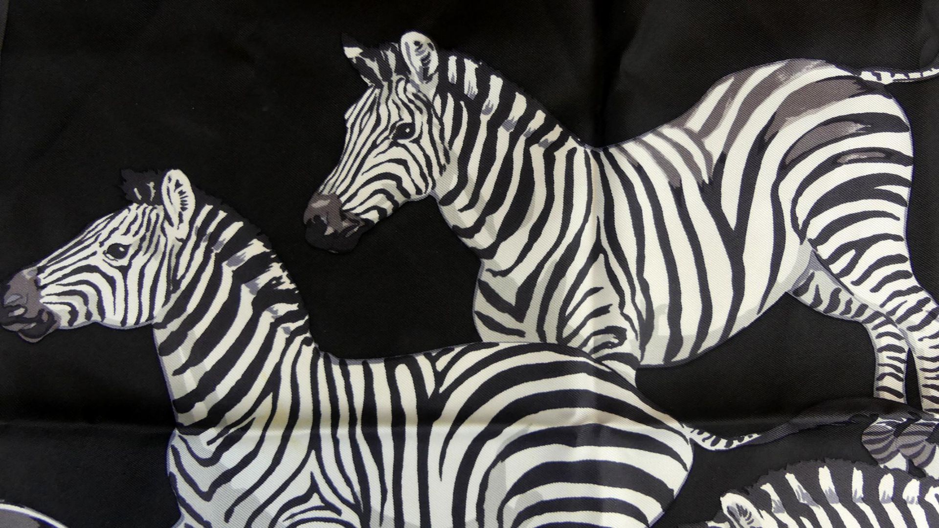 Hermès Seidencarré, Paris, "Die Zebras II", Design by Robert Dallet, - Bild 3 aus 3