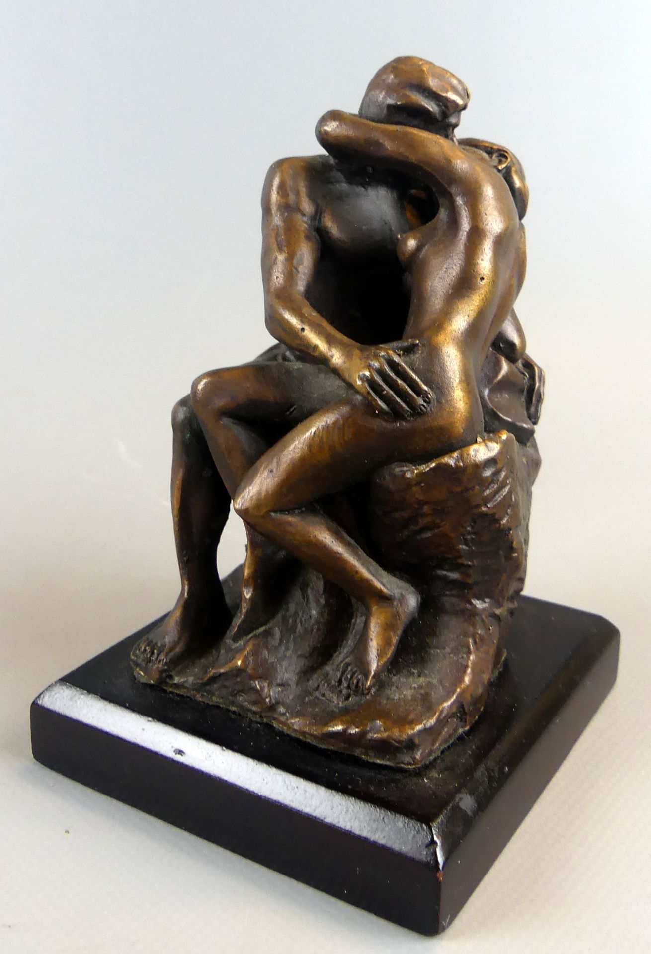 AUGUST RODIN (1840-1917), "Der Kuss", Bronze, späterer Abguss,