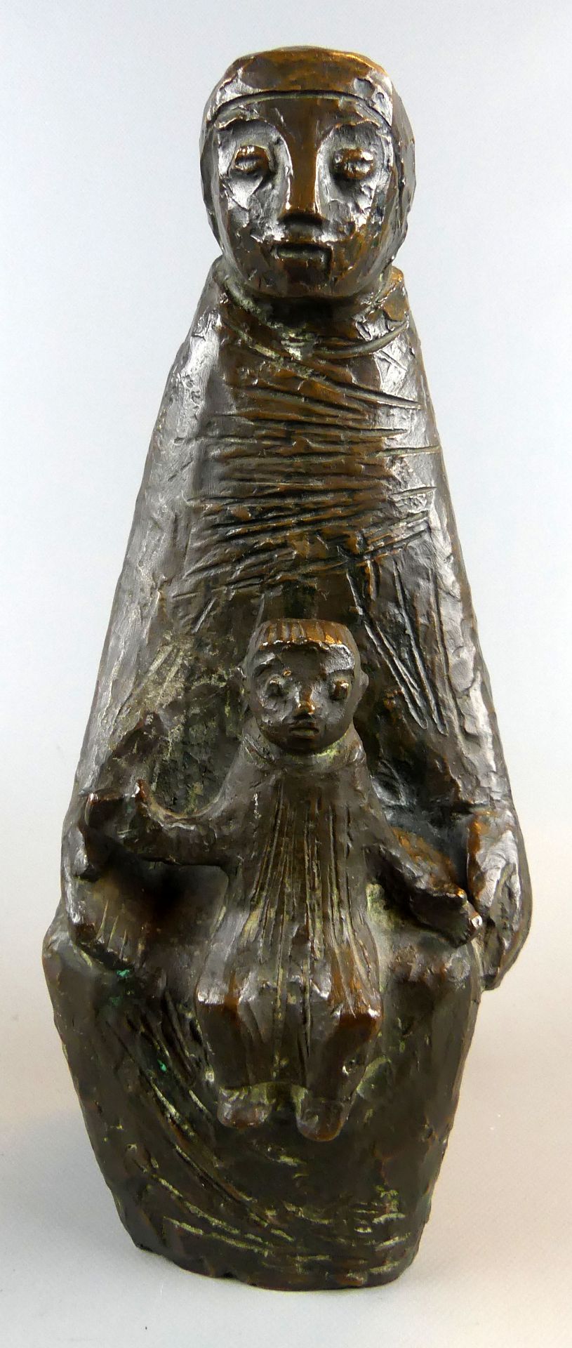 "Maria mit Jesuskind", Bronze, Hohlguss, o. Sig., H. ca. 35 cm