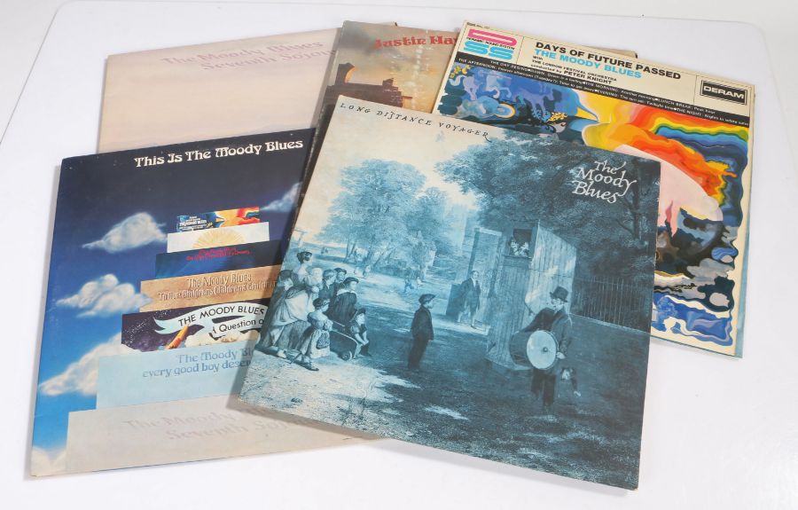 5 x Moody Blues and related LPs. Days Of Future Passed (SML 707). Long Distance Voyager (TRL-1-